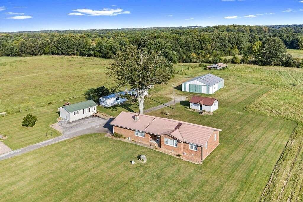 13.3 Acres of Land with Home for Sale in White Plains, Kentucky