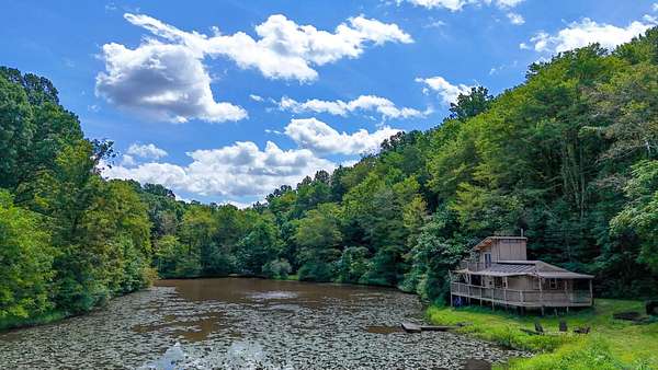 19 Acres of Improved Recreational Land for Sale in Woodsfield, Ohio