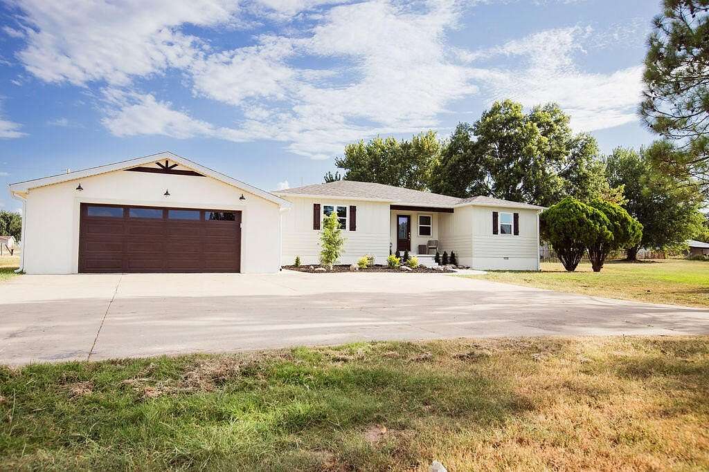 5 Acres of Land with Home for Sale in Neosho, Missouri