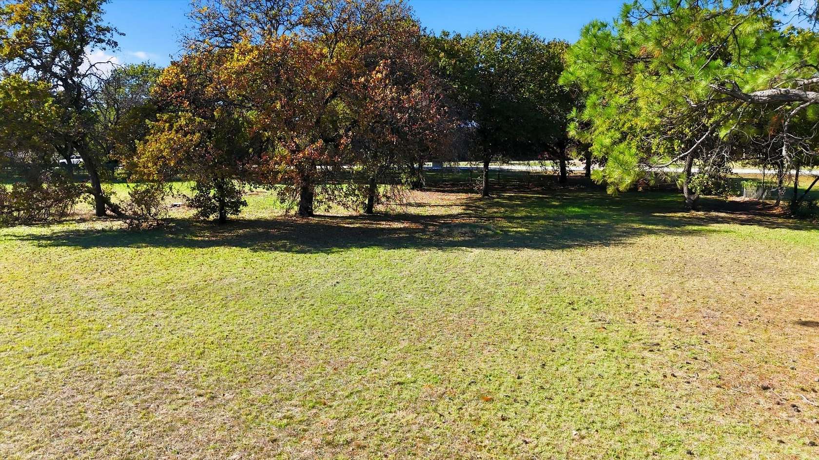 1 Acre of Residential Land for Sale in Double Oak, Texas