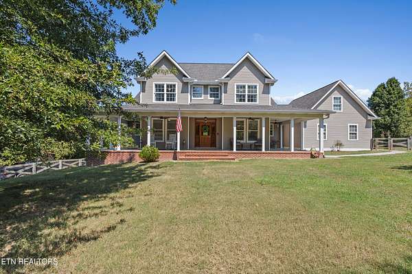 5 Acres of Land with Home for Sale in Louisville, Tennessee