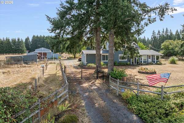 5.22 Acres of Land with Home for Sale in Colton, Oregon