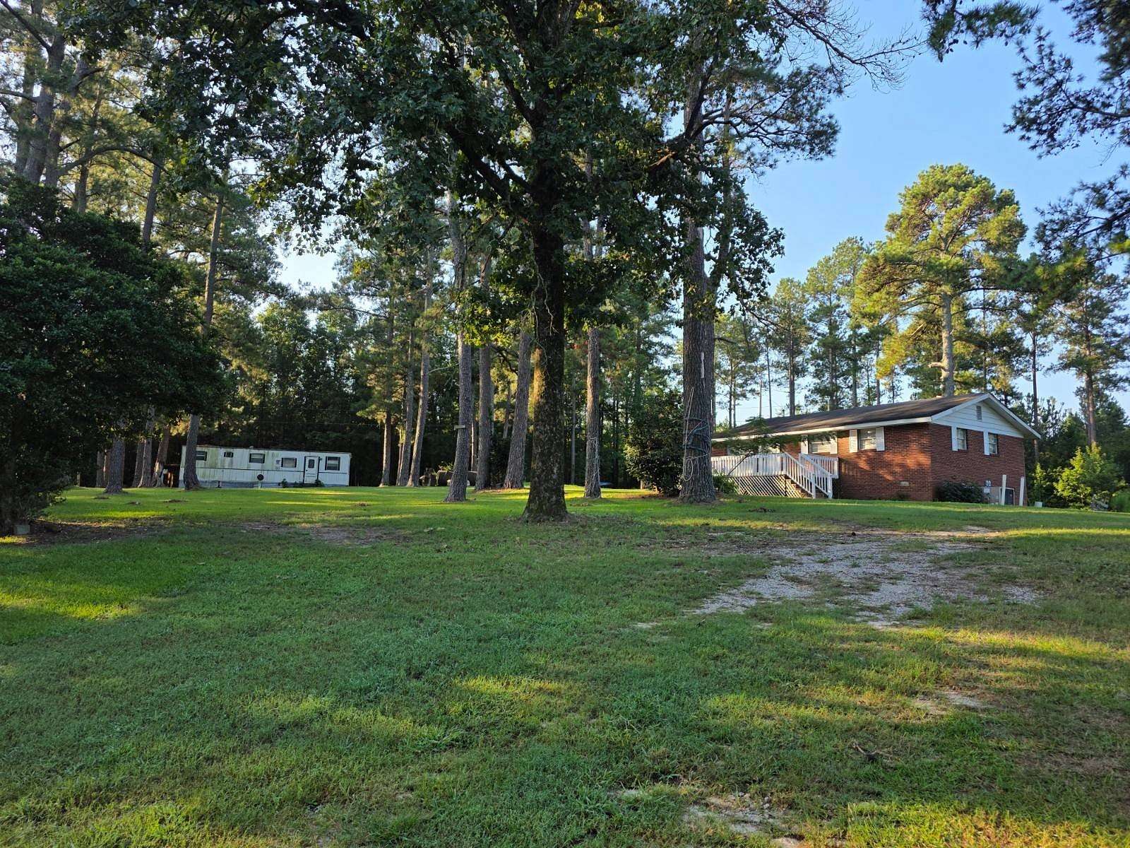 3.27 Acres of Land with Home for Sale in Bennettsville, South Carolina