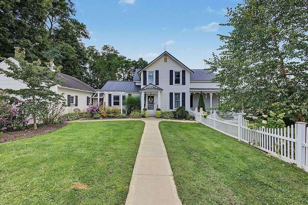 2.8 Acres of Land with Home for Sale in Mount Vernon, Ohio