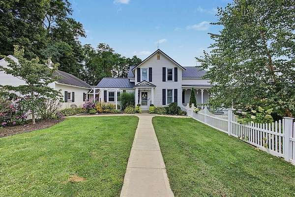 2.8 Acres of Land with Home for Sale in Mount Vernon, Ohio