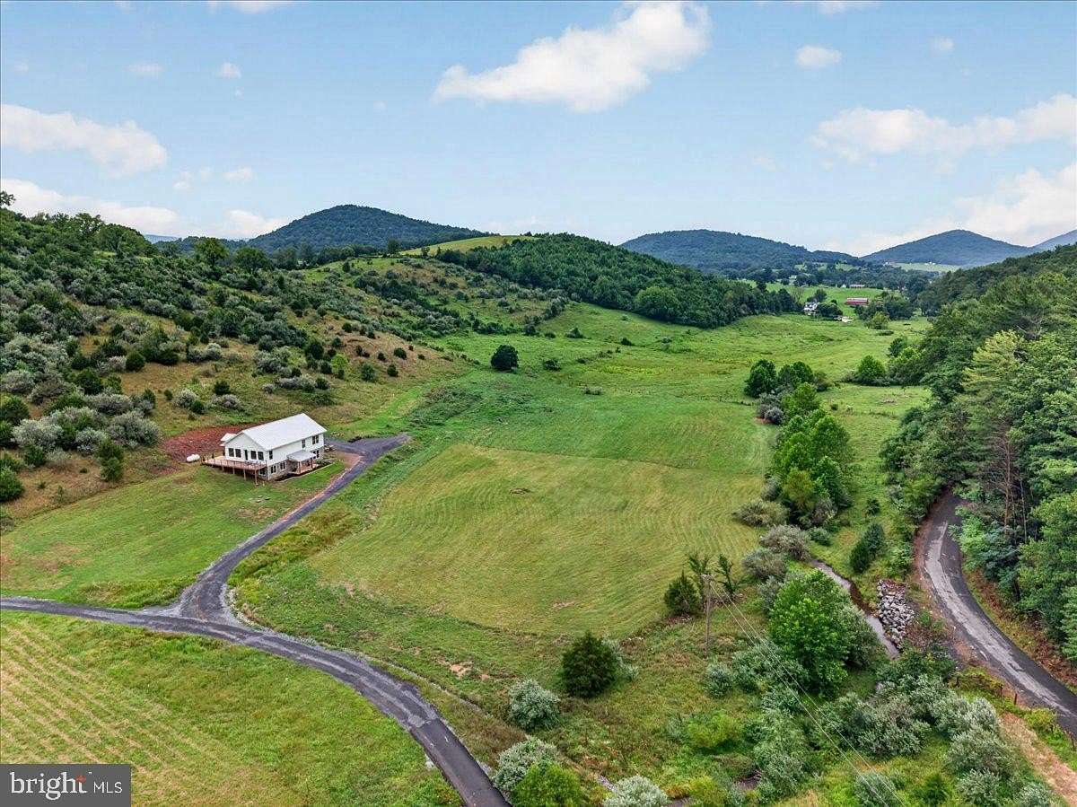 4.45 Acres of Residential Land for Sale in Bentonville, Virginia
