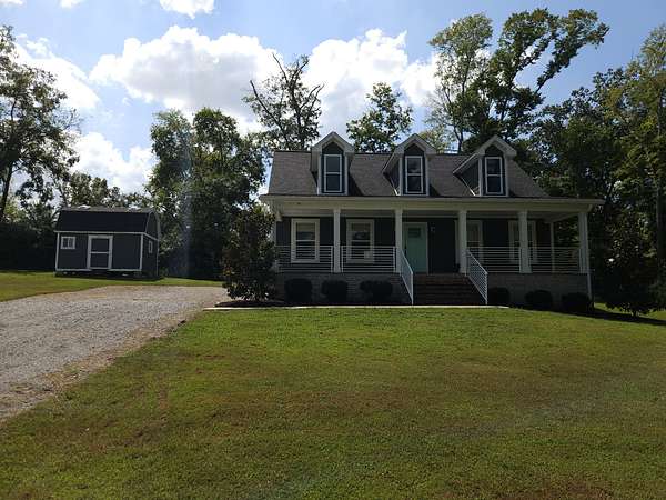 1.6 Acres of Land with Home for Sale in Greenbrier, Tennessee