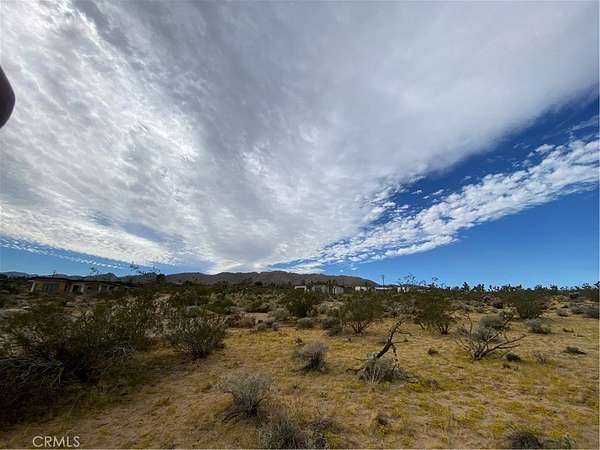 1.25 Acres of Land for Sale in Joshua Tree, California
