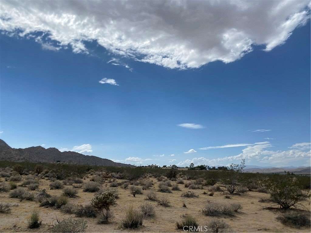 4.78 Acres of Land for Sale in Joshua Tree, California