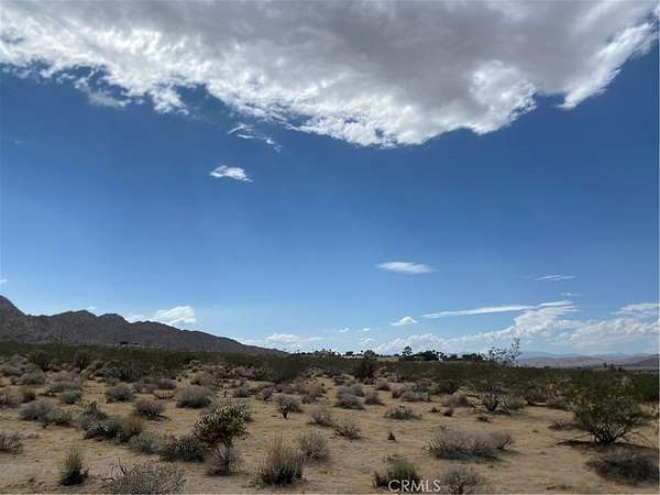 4.78 Acres of Land for Sale in Joshua Tree, California