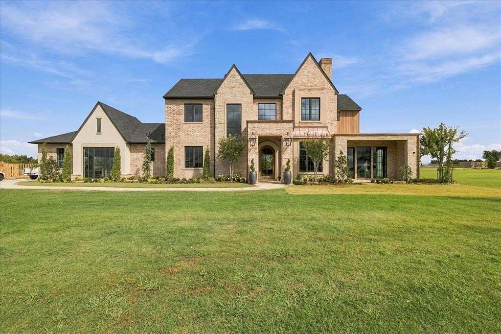 2 Acres of Land with Home for Sale in Edmond, Oklahoma