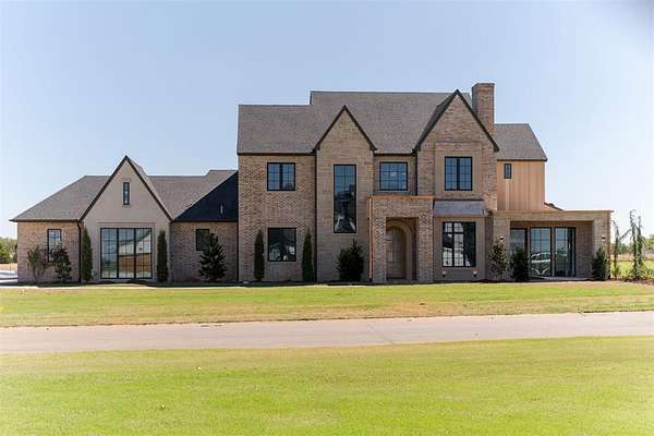 2 Acres of Land with Home for Sale in Edmond, Oklahoma