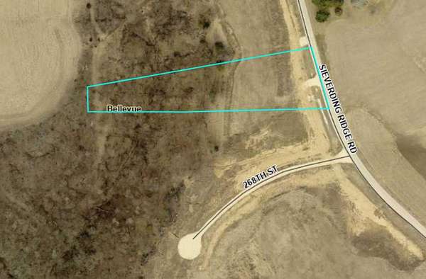2.44 Acres of Residential Land for Sale in Bellevue, Iowa