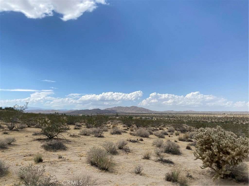 4.78 Acres of Residential Land for Sale in Joshua Tree, California
