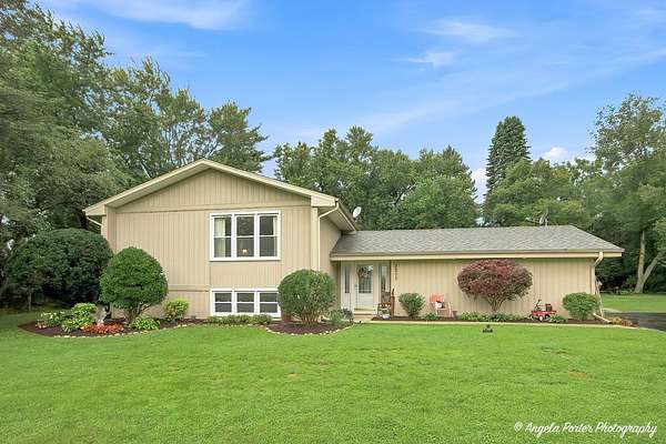 1.62 Acres of Land with Home for Sale in Woodstock, Illinois