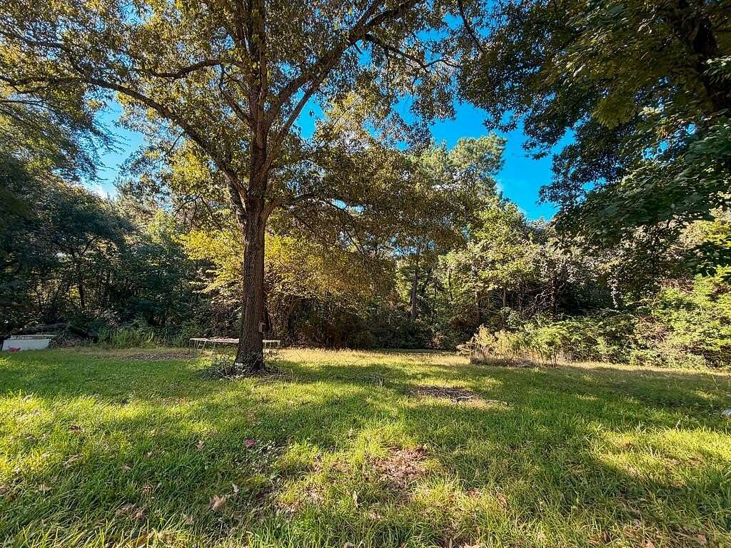 22 Acres of Land with Home for Sale in Elkhart, Texas