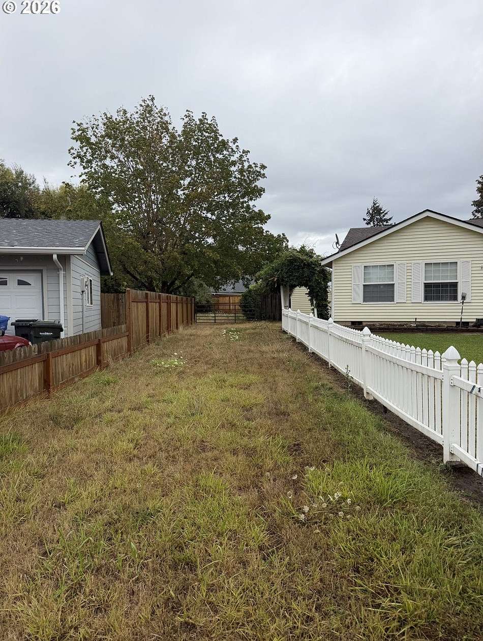 0.27 Acres of Residential Land for Sale in Eugene, Oregon
