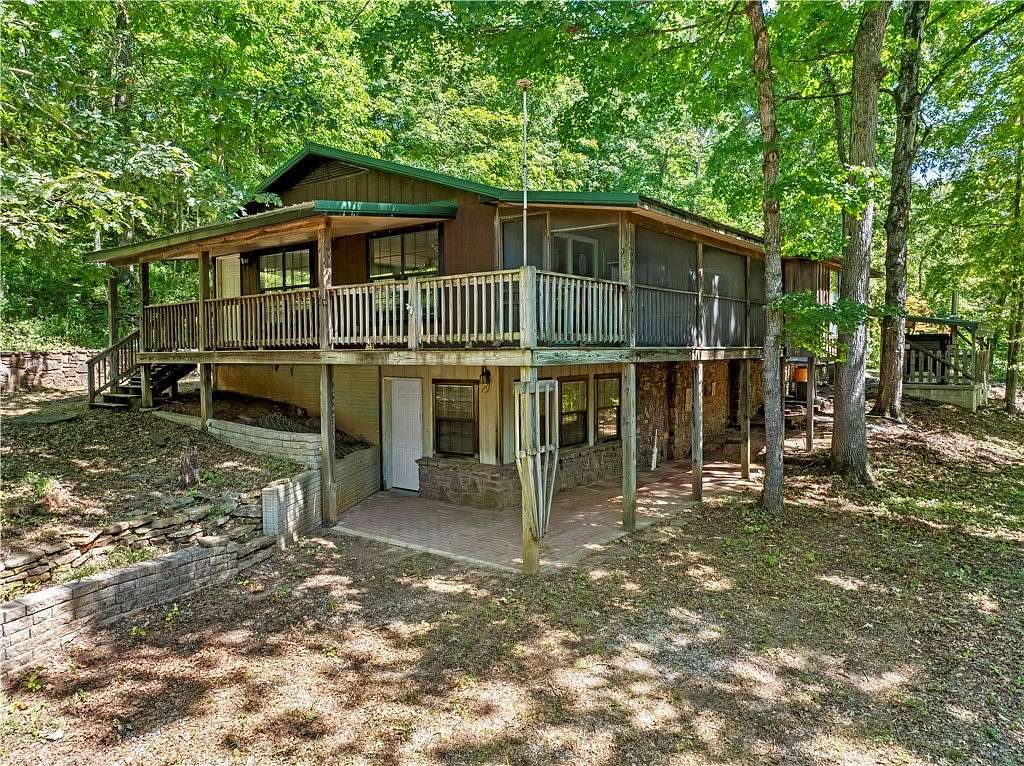 10.5 Acres of Land with Home for Sale in Compton, Arkansas