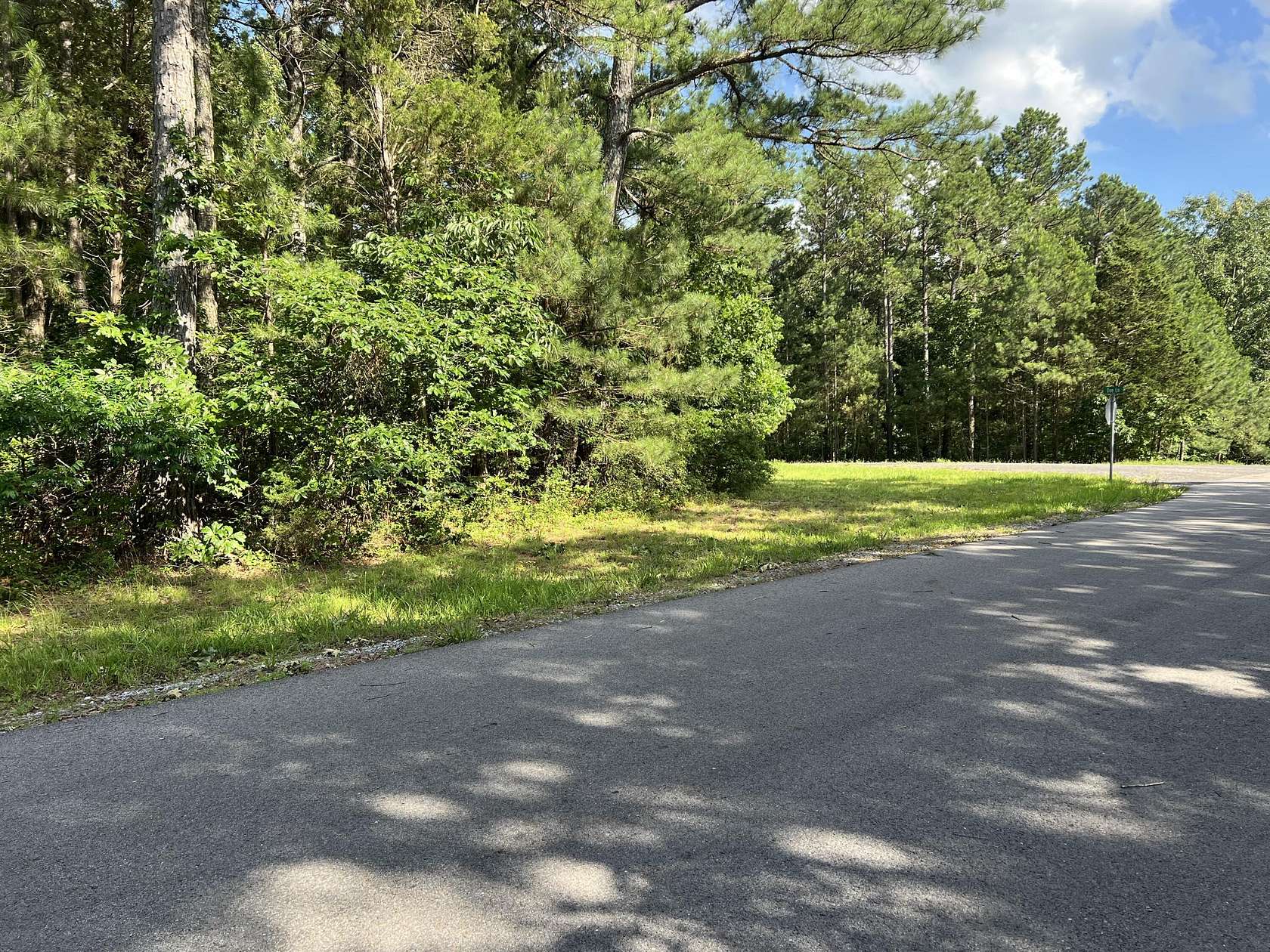 1 Acre of Residential Land for Sale in Murray, Kentucky
