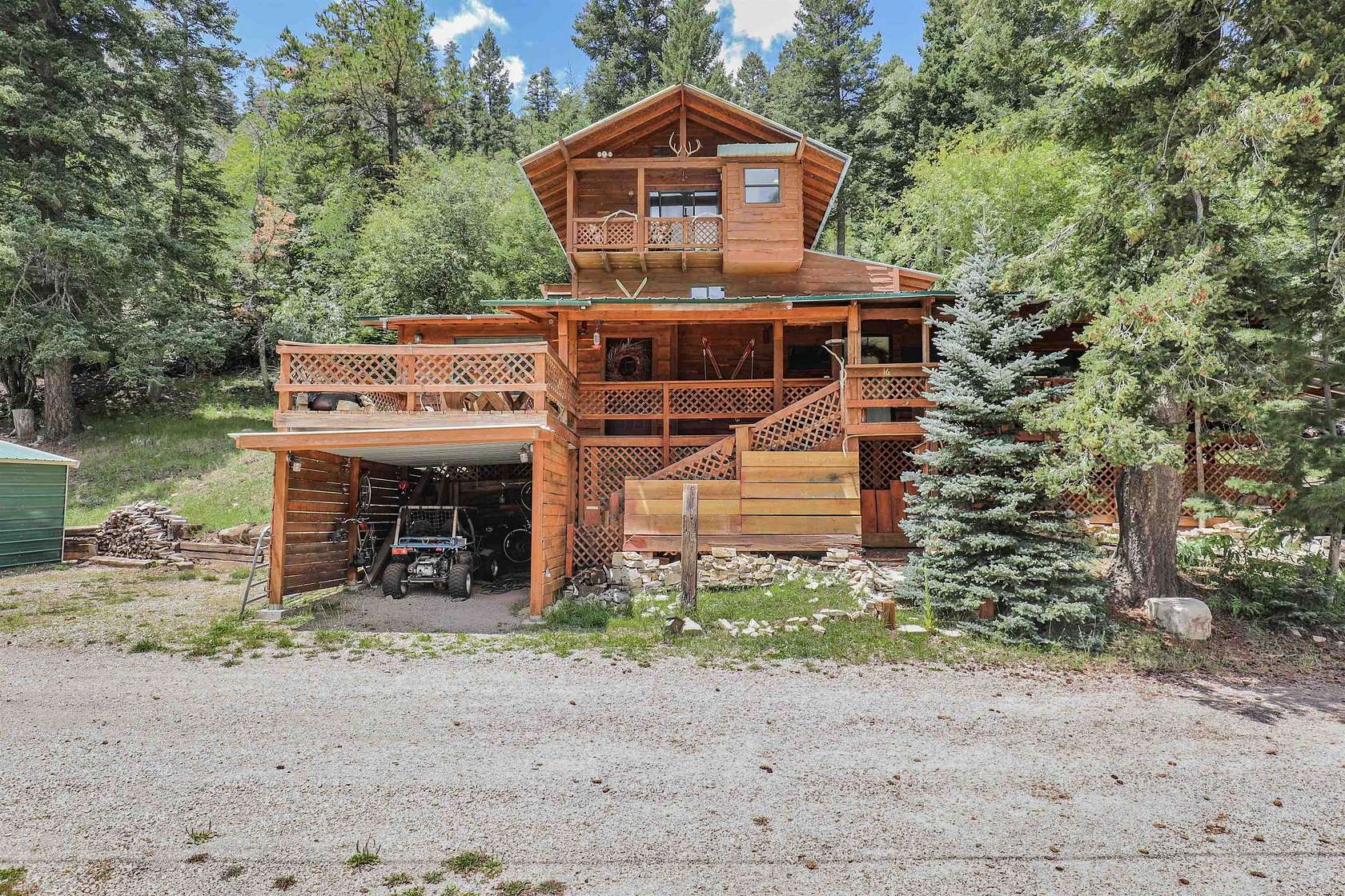 4 Acres of Land with Home for Sale in Cloudcroft, New Mexico
