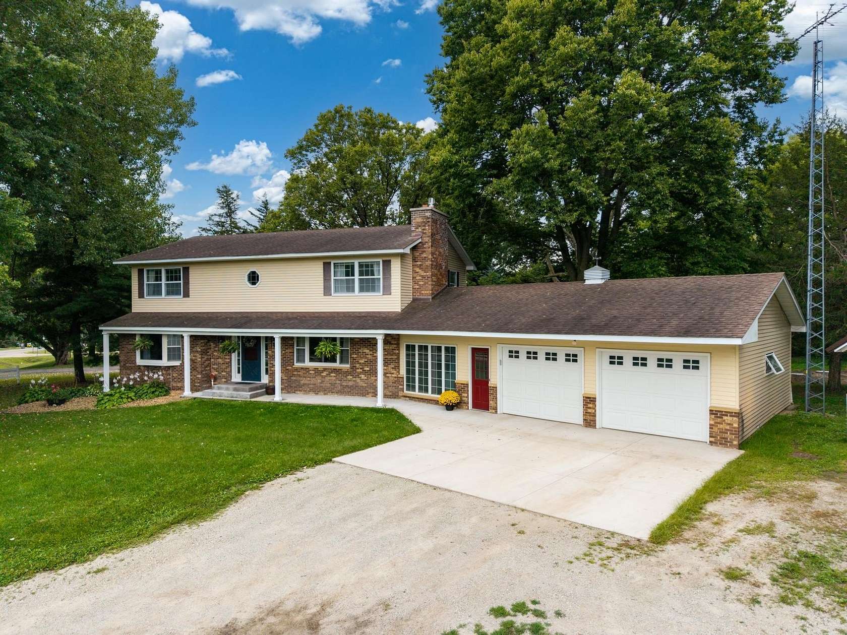 7 Acres of Land with Home for Sale in Morristown, Minnesota