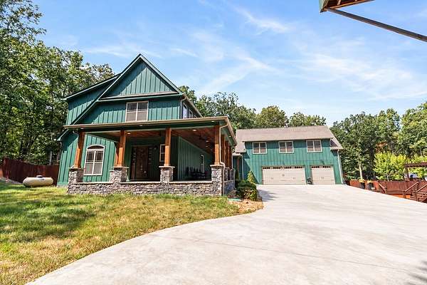 7.39 Acres of Land with Home for Sale in Monteagle, Tennessee