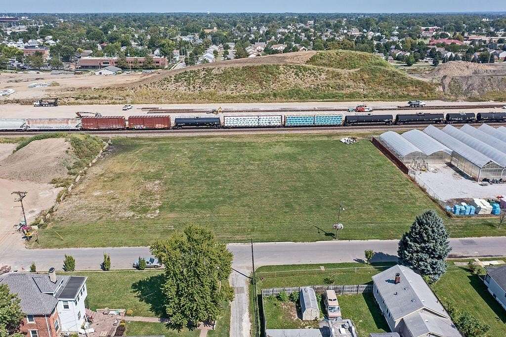 1.44 Acres of Commercial Land for Lease in Columbus, Ohio