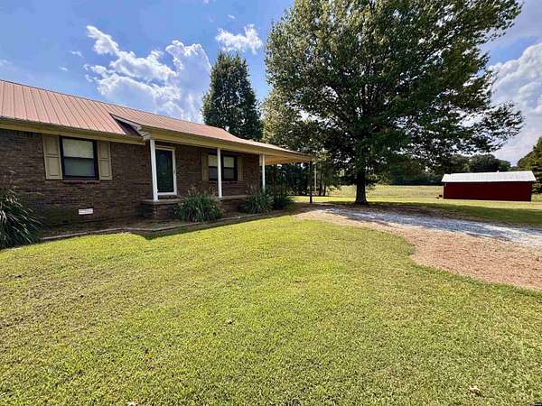 1.63 Acres of Land with Home for Sale in Martin, Tennessee
