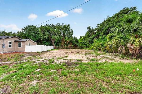 0.11 Acres of Land for Sale in Tampa, Florida