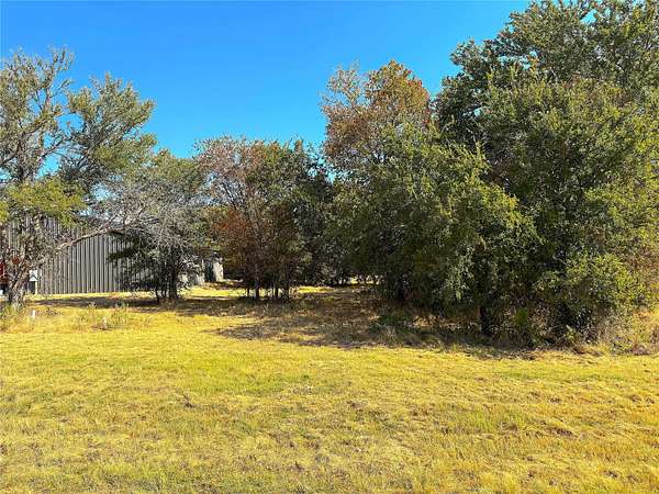 13.8 Acres of Agricultural Land for Sale in Jacksboro, Texas