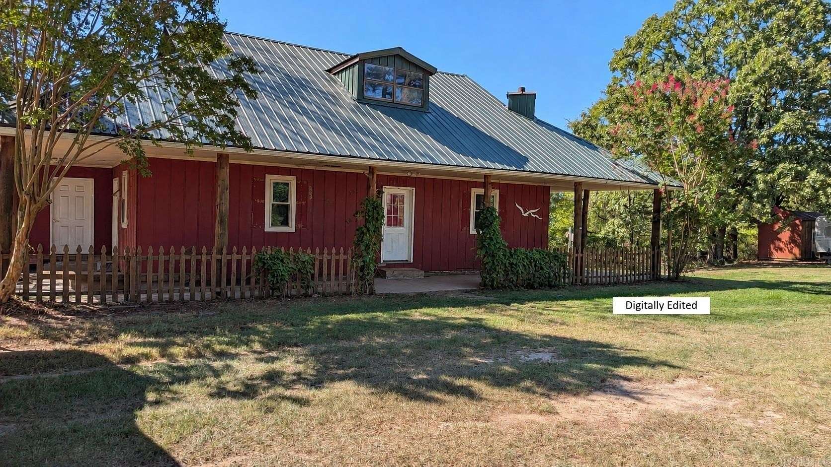 9.86 Acres of Land with Home for Sale in Greenbrier, Arkansas