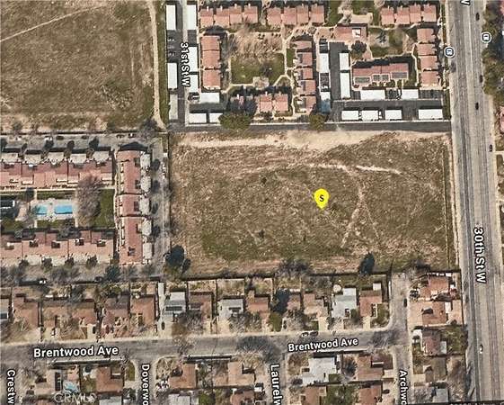 4.76 Acres of Land for Sale in Lancaster, California