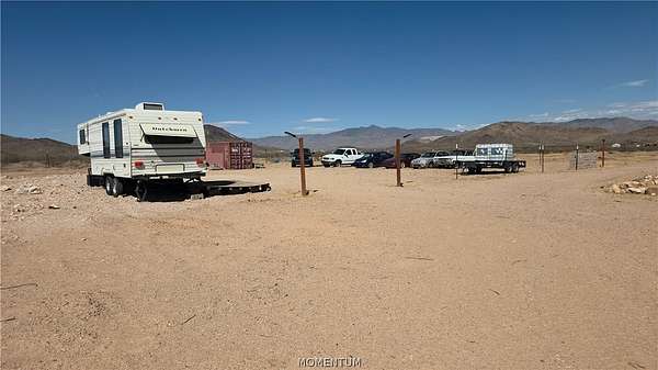 4.7 Acres of Residential Land for Sale in Golden Valley, Arizona
