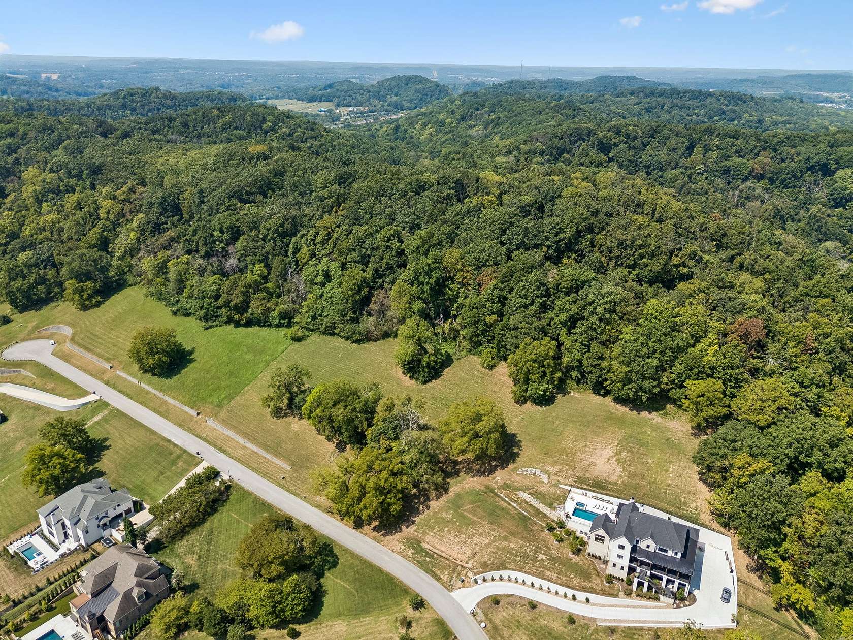 2.86 Acres of Residential Land for Sale in Franklin, Tennessee