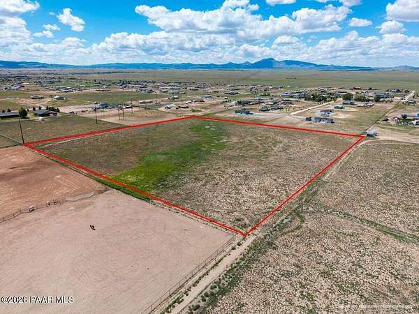 10.3 Acres of Land for Sale in Prescott Valley, Arizona