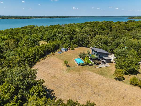 3 Acres of Land with Home for Lease in Princeton, Texas