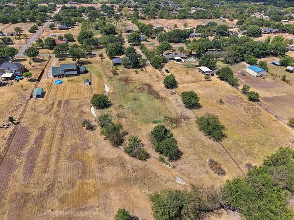 2.2 Acres of Land with Home for Sale in Ovilla, Texas