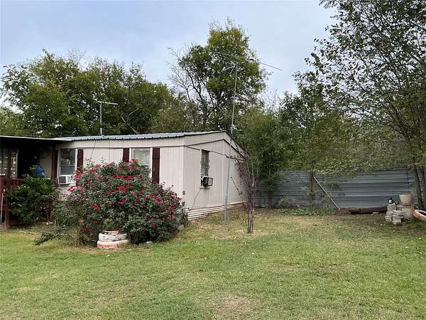 4.73 Acres of Land with Home for Sale in Richland, Texas
