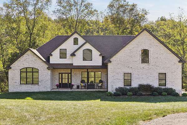 3.38 Acres of Land with Home for Sale in Pleasant View, Tennessee