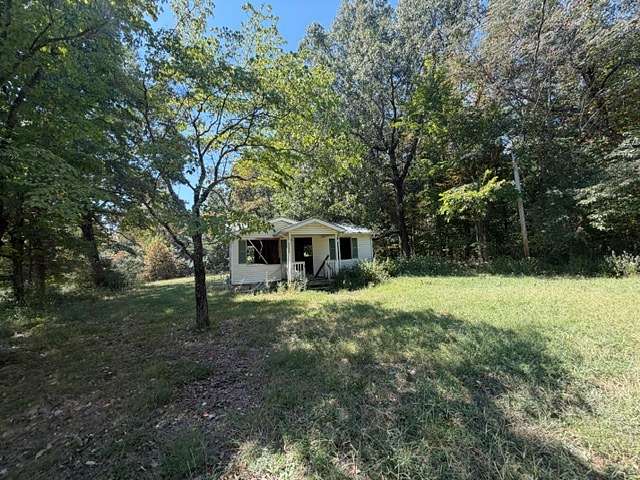 0.61 Acres of Residential Land for Sale in Charlotte, Tennessee