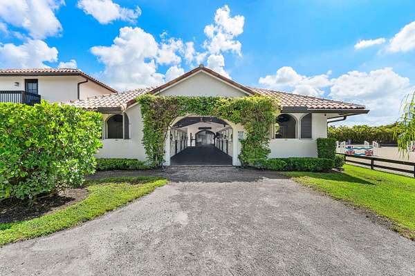 4.47 Acres of Improved Residential Land for Lease in Wellington, Florida