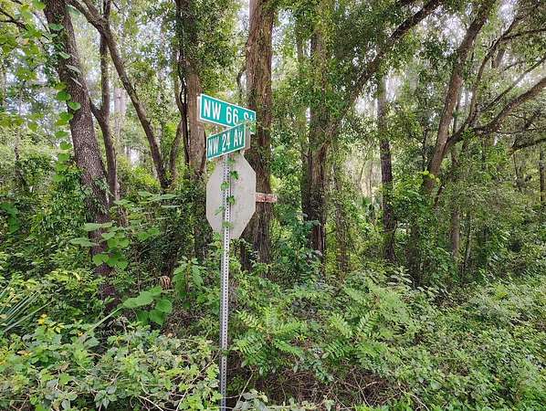 0.87 Acres of Residential Land for Sale in Ocala, Florida