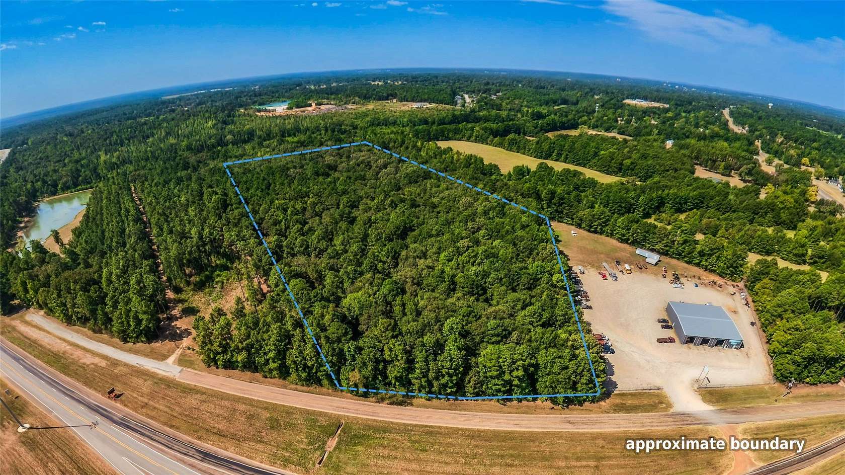 23 Acres of Mixed-Use Land for Sale in Marshall, Texas