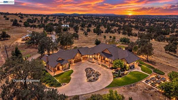 39 Acres of Agricultural Land with Home for Sale in Raymond, California