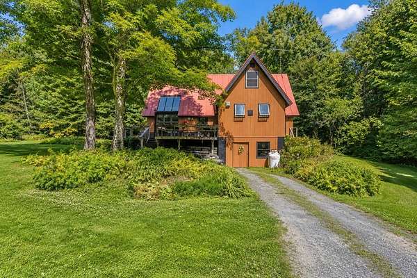 12.3 Acres of Land with Home for Sale in Middlesex, Vermont