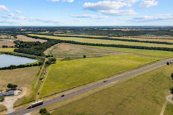 60 Acres of Land for Sale in Chilton, Texas