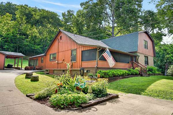 3.57 Acres of Land with Home for Sale in Goodlettsville, Tennessee