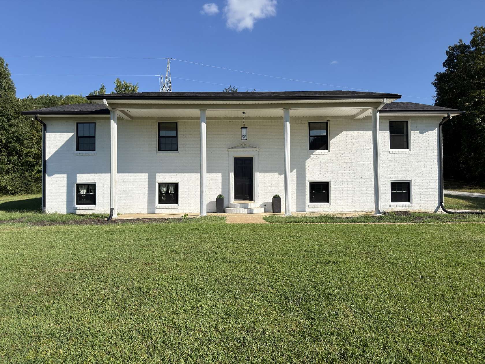 3.1 Acres of Land with Home for Sale in Lawrenceburg, Tennessee