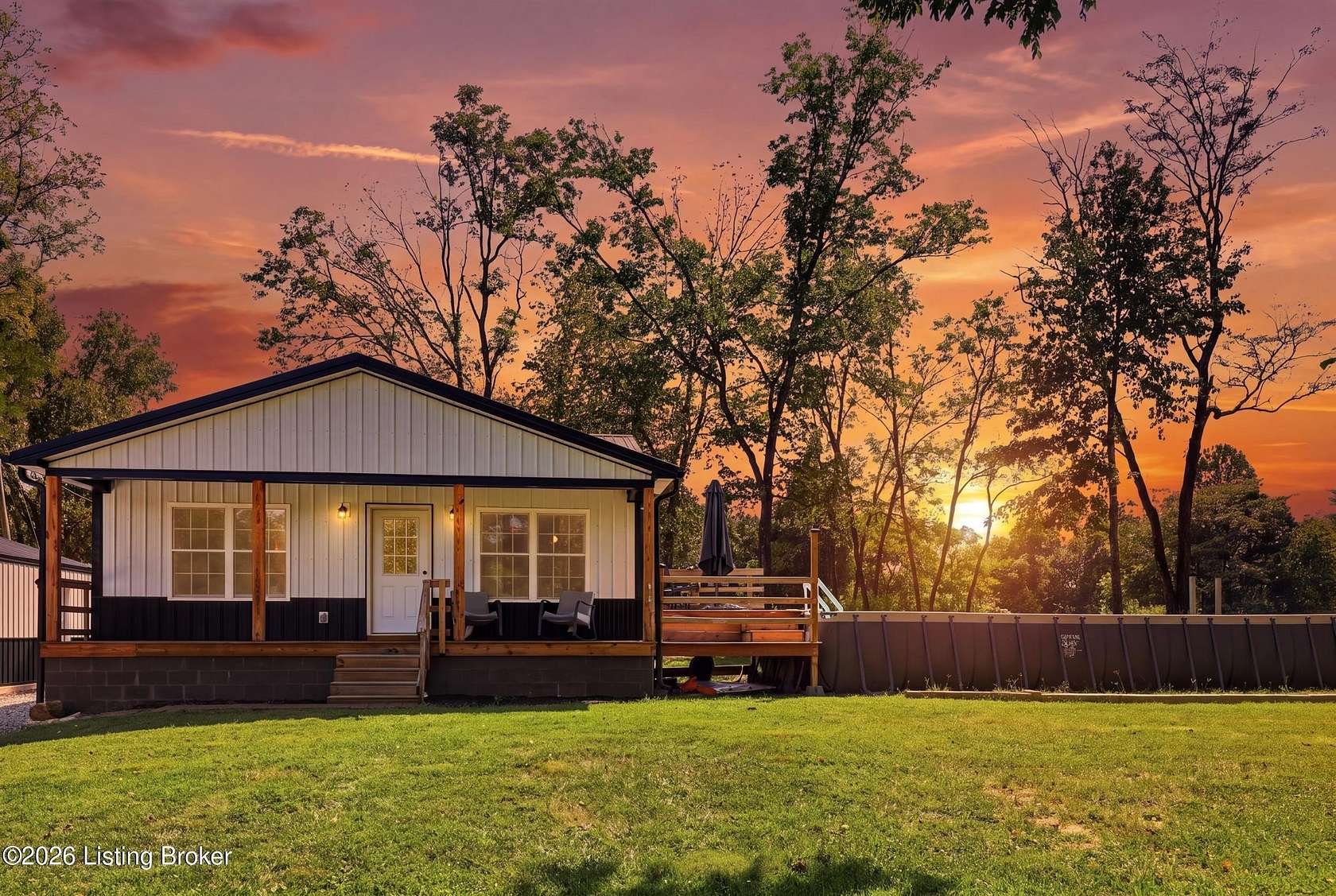 28 Acres of Land with Home for Sale in Shepherdsville, Kentucky
