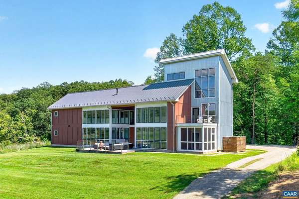 100 Acres of Land with Home for Sale in Charlottesville, Virginia